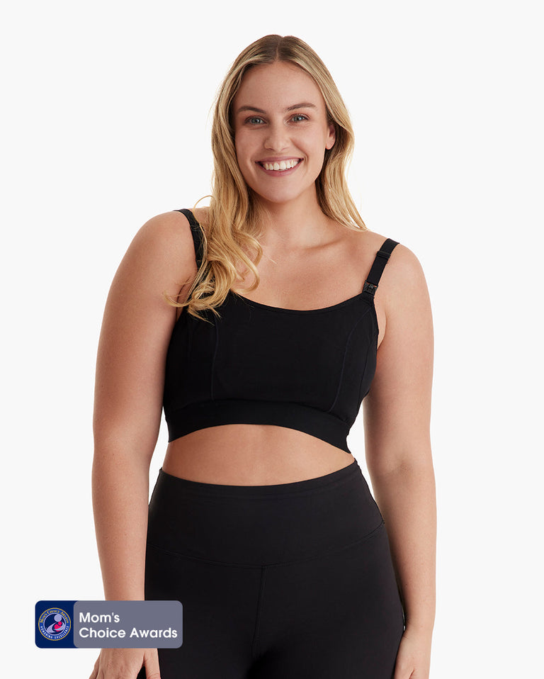 Translation missing: fr.Blonde model in The Original black basic pumping bra with adjustable straps and wide underband for comfortable fit